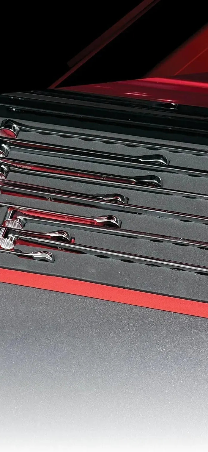 Professional Access in Tight Spaces: New 12-Piece Extra Long Metric Ratcheting Spanner Set | BoxoUSA
